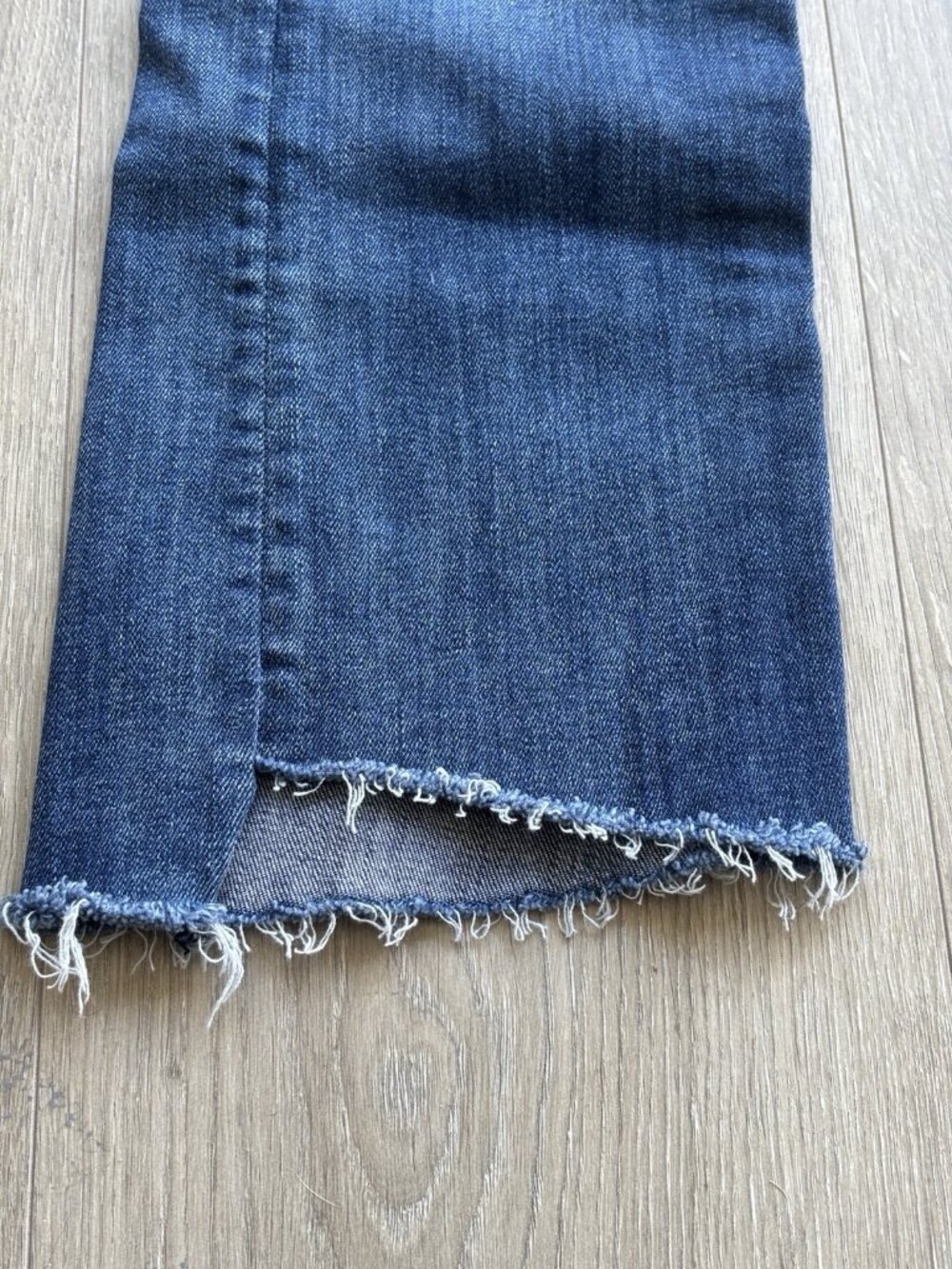 Mother "Insider Crop Step Fray" Rough Enough, Women's Jeans Size 26 - Picture 5 of 13